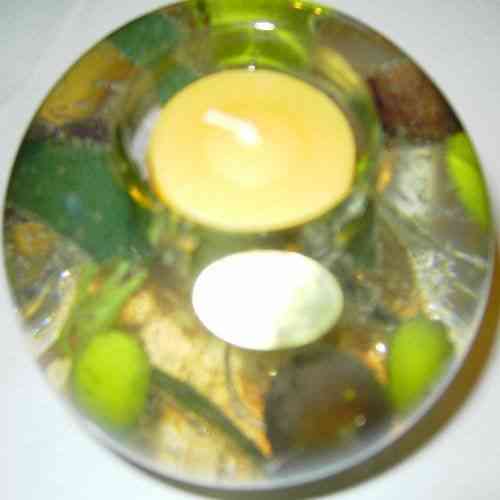 Kristall-Kugel mit Oliven